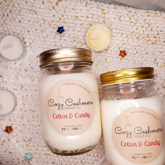 14oz Cotton & Candy Soy Hand Poured Wood Wick Candle - Picture 7 of 13